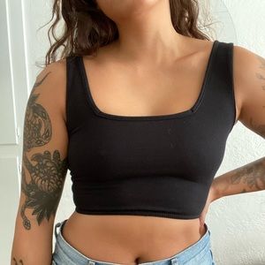 Pretty little thing crop tank